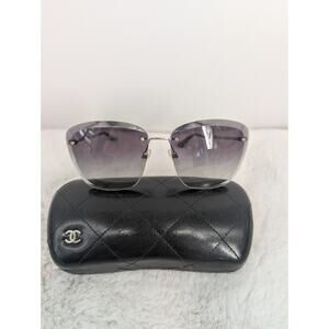 Authentic Chanel Sunglasses CH4221 C124/3C 63O15 135 3N Grey